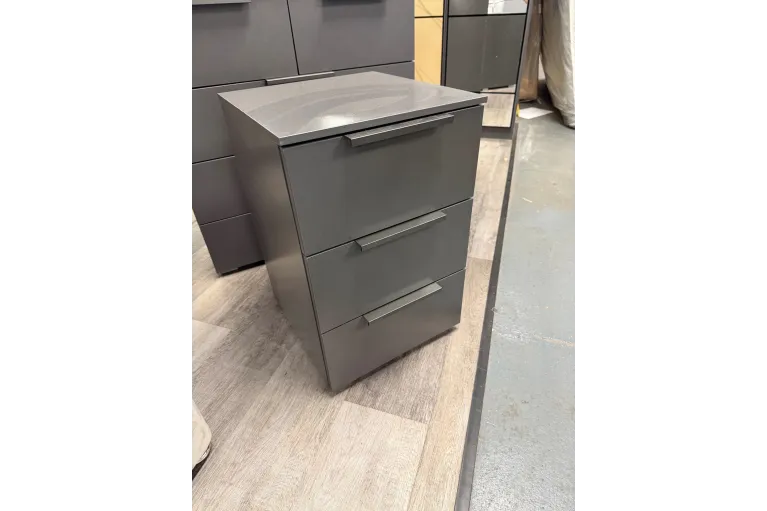 Acero 3 Drawer Bedside 2