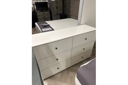 Chalet 6 drawer chest