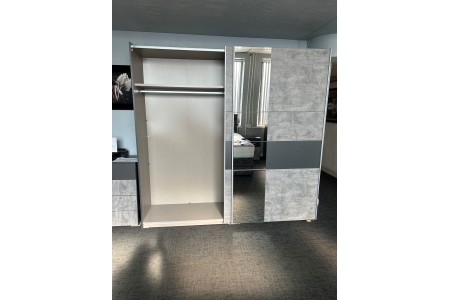 Korbach sliding door robe (218cm)