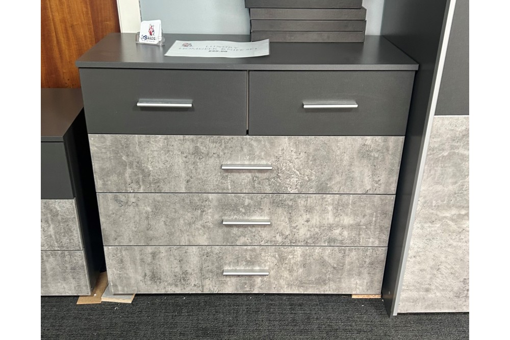 Korbach 5 drawer chest