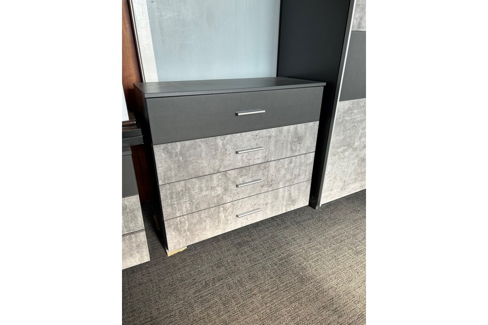 Korbach 4 drawer chest