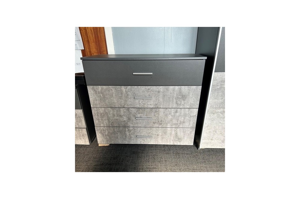 Korbach 4 drawer chest